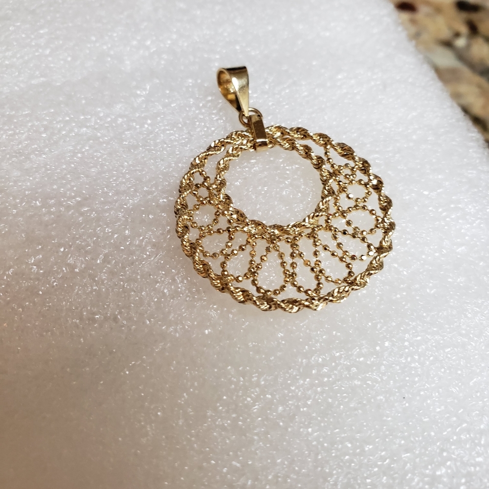 14kt YG pendant,